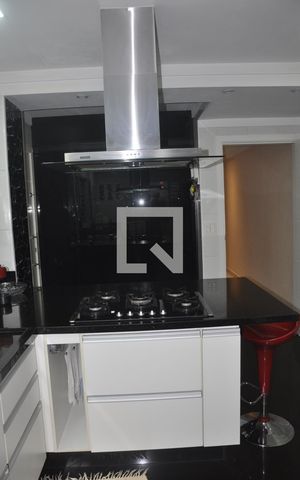 Casa para alugar com 250m², 3 quartos e 5 vagasCozinha