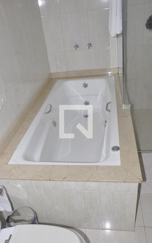 Casa para alugar com 250m², 3 quartos e 5 vagasBanheiro do Quarto 1