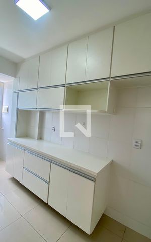 Apartamento para alugar com 69m², 2 quartos e 1 vaga Apartamento para alugar com 69m², 2 quartos e 1 vagaCozinha