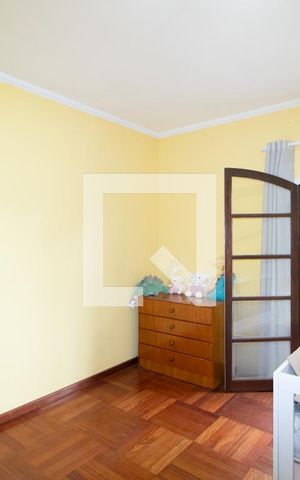 Casa à venda com 377m², 4 quartos e 6 vagasQuarto 1