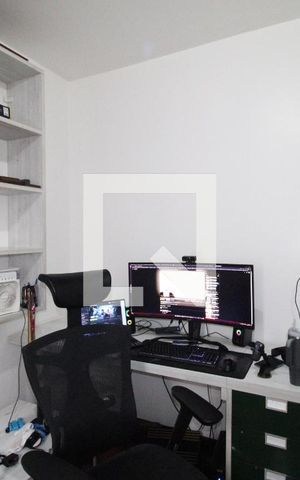 Casa à venda com 151m², 4 quartos e 2 vagasQuarto 2 