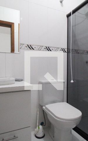 Casa à venda com 151m², 4 quartos e 2 vagasEdícula - Banheiro da Suíte
