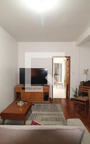 Casa à venda com 151m², 4 quartos e 2 vagasSala  