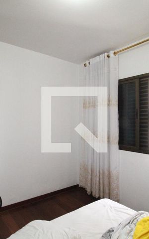 Casa à venda com 151m², 4 quartos e 2 vagasQuarto 3 
