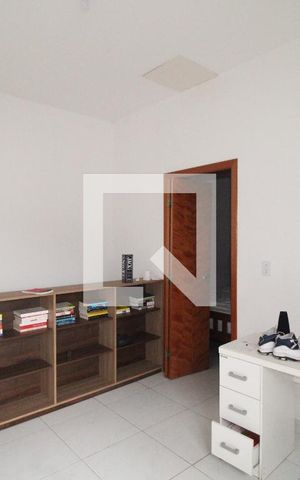 Casa à venda com 151m², 4 quartos e 2 vagasEdícula - Sala