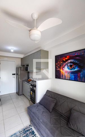 Apartamento à venda com 27m², 1 quarto e sem vaga Apartamento à venda com 27m², 1 quarto e sem vagaSala