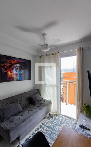 Apartamento à venda com 27m², 1 quarto e sem vaga Apartamento à venda com 27m², 1 quarto e sem vagaSala