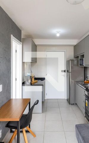 Apartamento à venda com 27m², 1 quarto e sem vaga Apartamento à venda com 27m², 1 quarto e sem vagaSala
