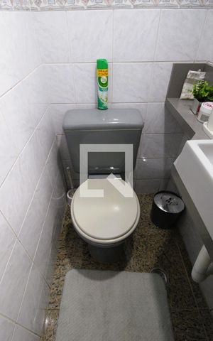 Casa à venda com 140m², 3 quartos e 2 vagasLavabo