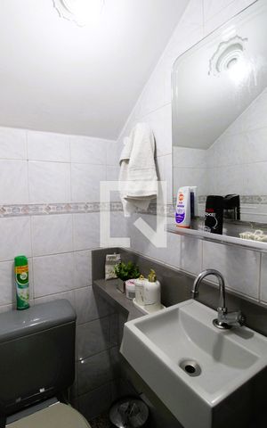 Casa à venda com 140m², 3 quartos e 2 vagasLavabo