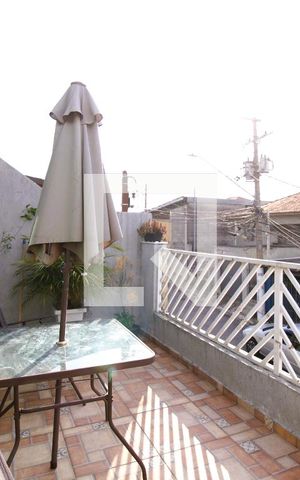 Casa à venda com 140m², 3 quartos e 2 vagasVaranda