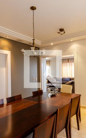 Apartamento à venda com 315m², 4 quartos e 4 vagas Apartamento à venda com 315m², 4 quartos e 4 vagasSala de Jantar