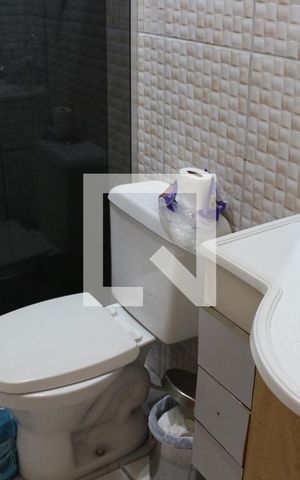Casa para alugar com 44m², 2 quartos e sem vagaBanheiro