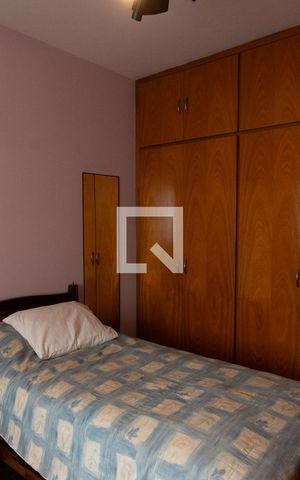 Casa de condomínio à venda com 315m², 4 quartos e 6 vagasQuarto 2