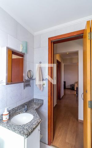 Apartamento para alugar com 104m², 3 quartos e 1 vaga Apartamento para alugar com 104m², 3 quartos e 1 vagaBanheiro 2