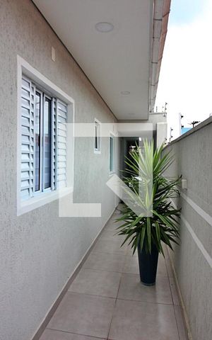Casa à venda com 170m², 3 quartos e 2 vagasCorredor