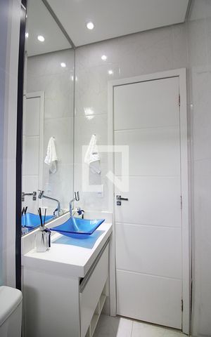 Casa à venda com 170m², 3 quartos e 2 vagasBanheiro Social 2