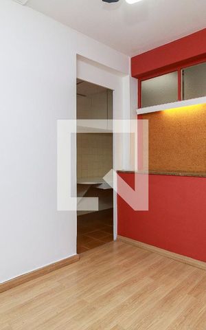Casa à venda com 102m², 3 quartos e sem vaga Casa à venda com 102m², 3 quartos e sem vagaCopa