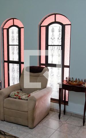 Casa à venda com 194m², 3 quartos e 1 vagasala