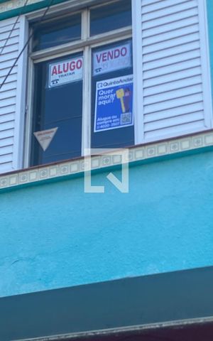 Casa para alugar com 200m², 3 quartos e 1 vaga Casa para alugar com 200m², 3 quartos e 1 vagaPlaquinha