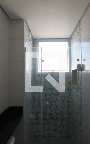 Apartamento para alugar com 46m², 2 quartos e sem vagaBanheiro