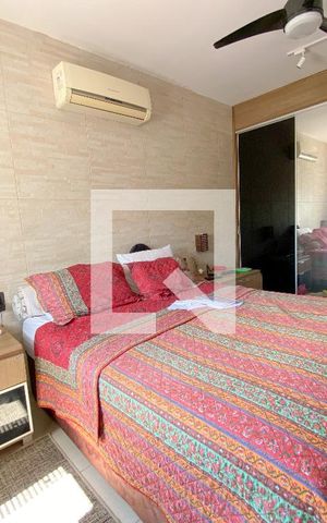 Casa à venda com 225m², 3 quartos e 3 vagas Casa à venda com 225m², 3 quartos e 3 vagasSuíte