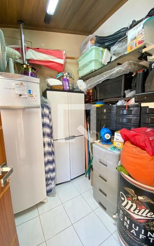 Casa à venda com 225m², 3 quartos e 3 vagas Casa à venda com 225m², 3 quartos e 3 vagasQuarto de Serviço