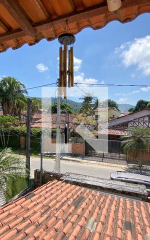 Casa à venda com 225m², 3 quartos e 3 vagas Casa à venda com 225m², 3 quartos e 3 vagasVista da Suíte