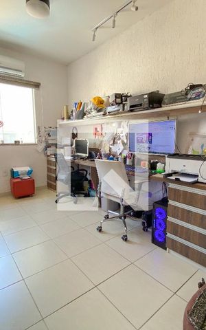 Casa à venda com 225m², 3 quartos e 3 vagas Casa à venda com 225m², 3 quartos e 3 vagasQuarto 3