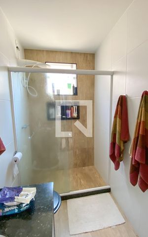 Casa à venda com 225m², 3 quartos e 3 vagas Casa à venda com 225m², 3 quartos e 3 vagasBanheiro da Suíte