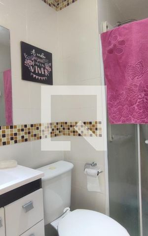 Apartamento à venda com 60m², 2 quartos e 1 vaga Apartamento à venda com 60m², 2 quartos e 1 vagaBanheiro Social