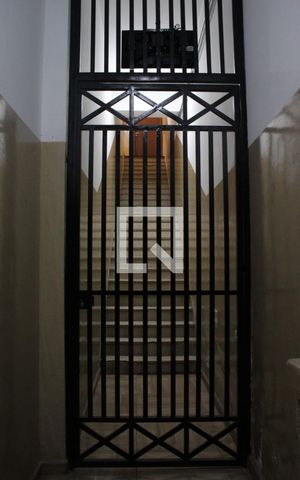 Apartamento para alugar com 76m², 2 quartos e sem vagaEntrada