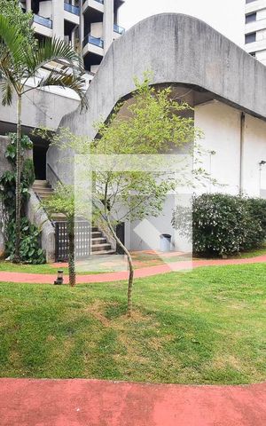 Apartamento à venda com 78m², 1 quarto e 2 vagas Apartamento à venda com 78m², 1 quarto e 2 vagasPista de Caminhada