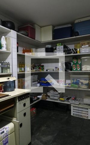 Casa à venda com 650m², 5 quartos e 3 vagasDispensa