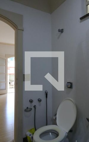 Casa à venda com 650m², 5 quartos e 3 vagasBanheiro da Suíte 3