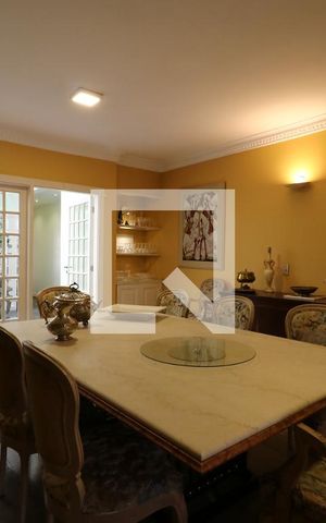 Casa à venda com 650m², 5 quartos e 3 vagasSala de Jantar
