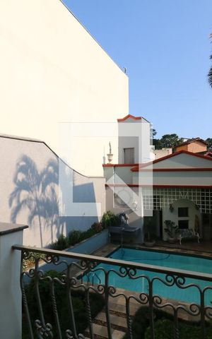 Casa à venda com 650m², 5 quartos e 3 vagasSacada da Suíte 3
