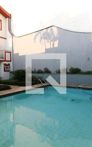 Casa à venda com 650m², 5 quartos e 3 vagasPiscina