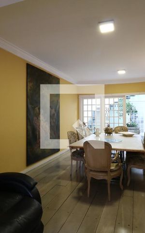 Casa à venda com 650m², 5 quartos e 3 vagasSala de Jantar
