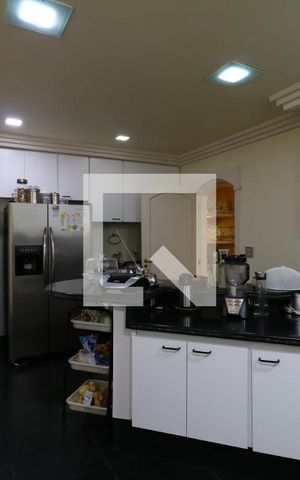 Casa à venda com 650m², 5 quartos e 3 vagasCozinha