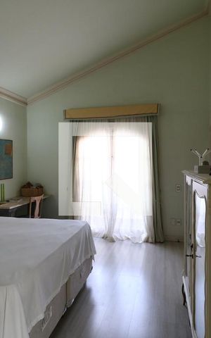 Casa à venda com 650m², 5 quartos e 3 vagasSuíte 4