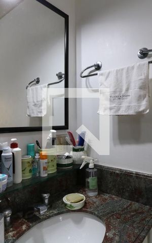 Casa à venda com 650m², 5 quartos e 3 vagasBanheiro da Suíte 3