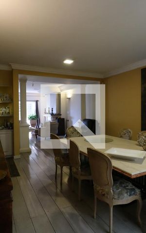 Casa à venda com 650m², 5 quartos e 3 vagasSala de Jantar