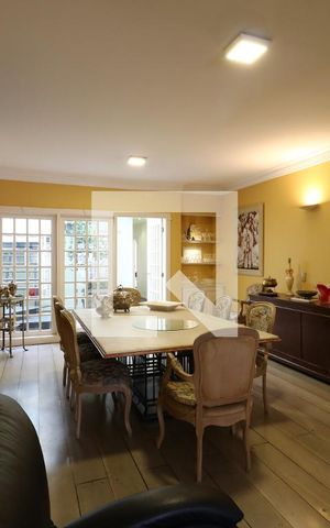Casa à venda com 650m², 5 quartos e 3 vagasSala de Jantar