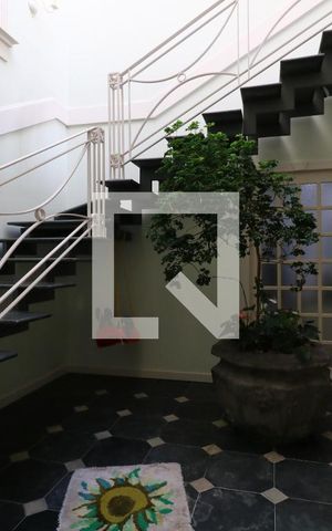 Casa à venda com 650m², 5 quartos e 3 vagasHall da Escada