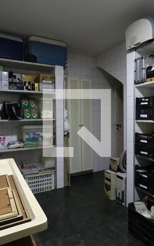 Casa à venda com 650m², 5 quartos e 3 vagasDispensa