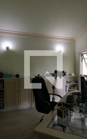 Casa à venda com 650m², 5 quartos e 3 vagasEscritório