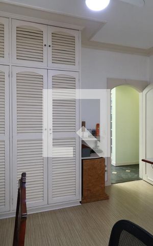 Casa à venda com 650m², 5 quartos e 3 vagasSuíte 1