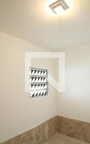 Casa para alugar com 45m², 1 quarto e sem vaga Casa para alugar com 45m², 1 quarto e sem vagaSala/quarto