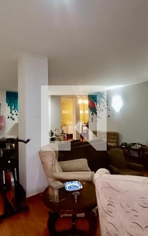 Apartamento à venda com 175m², 4 quartos e sem vaga Apartamento à venda com 175m², 4 quartos e sem vagaSala